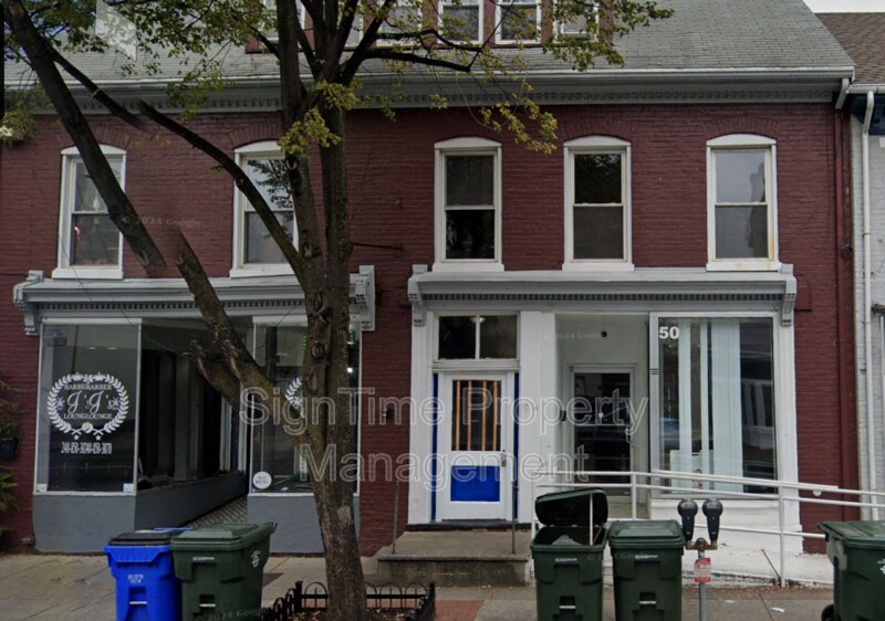 48-50 E Franklin St in Hagerstown, MD - Building Photo