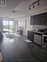 123 Parkway Forest Dr in Toronto, ON - Building Photo - Building Photo