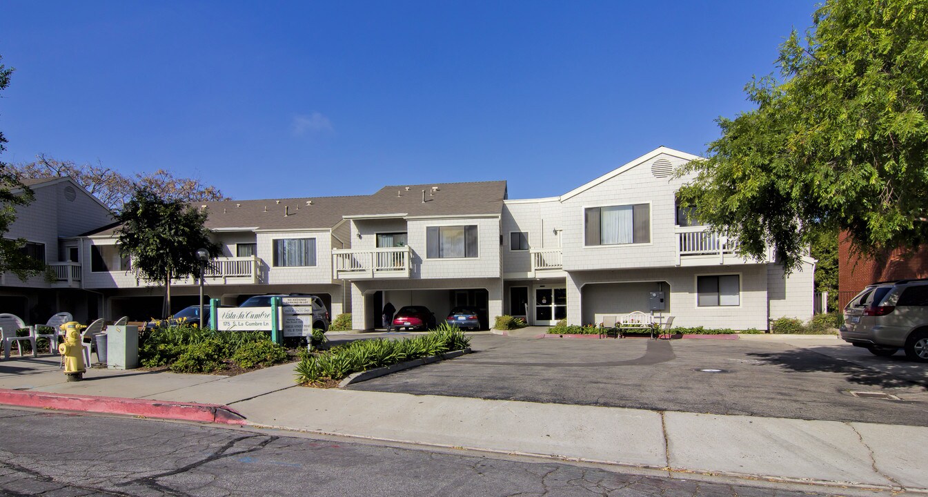 Vista La Cumbre in Santa Barbara, CA - Foto de edificio