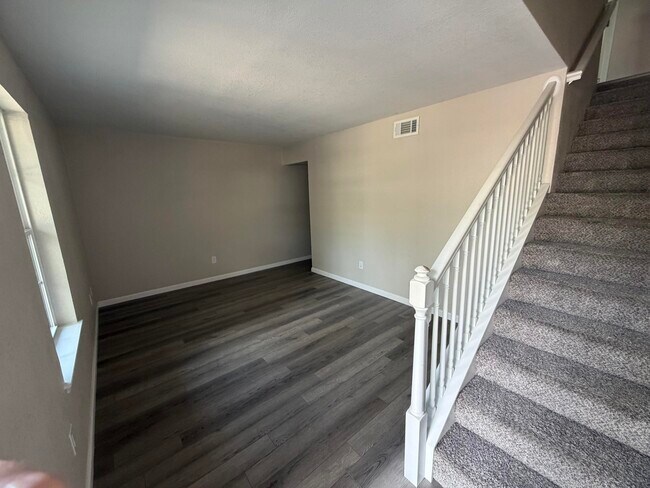 122 Hampton Dr in Crestview, FL - Building Photo - Building Photo