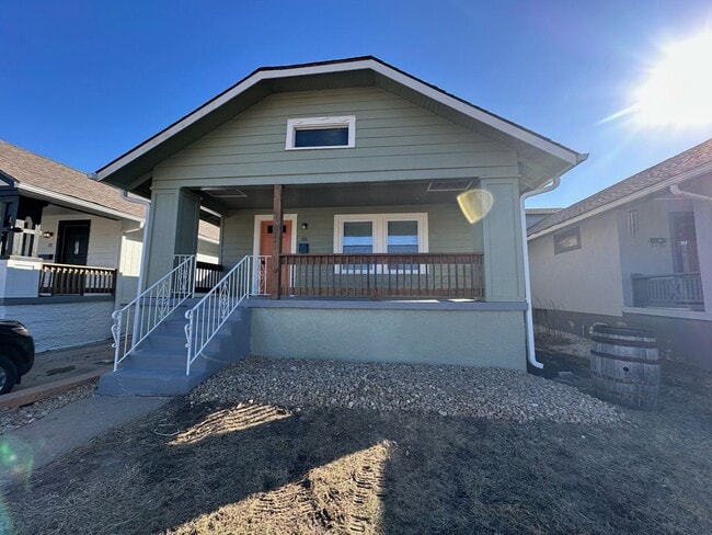 property at 35 W 74 Terrace