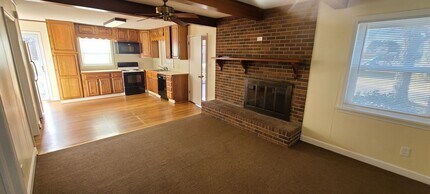 6426 Shallowford Rd in Lewisville, NC - Building Photo - Building Photo