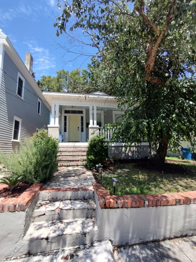 property at 715 Red Cross St