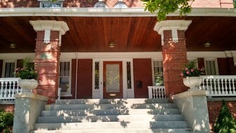 2556 N Kimball Ave, Unit 1 in Chicago, IL - Building Photo