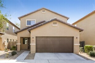 10225 W Camelback Rd in Phoenix, AZ - Building Photo