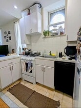 60 W 75th St in New York, NY - Building Photo - Building Photo