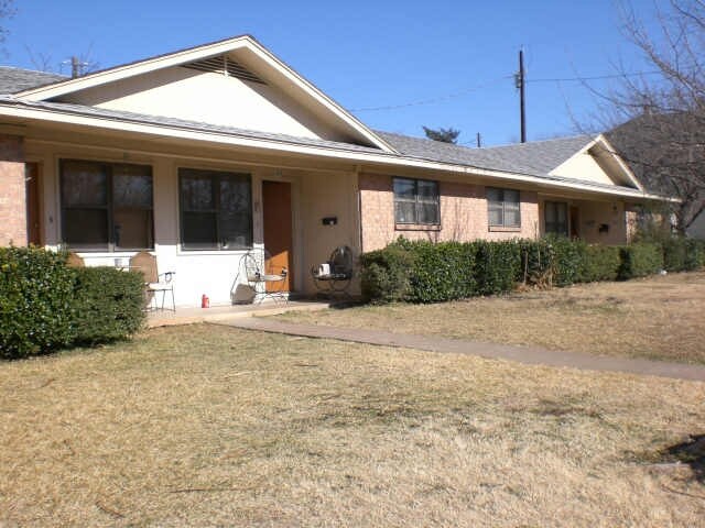 301 W King St in Sherman, TX - Building Photo - Building Photo