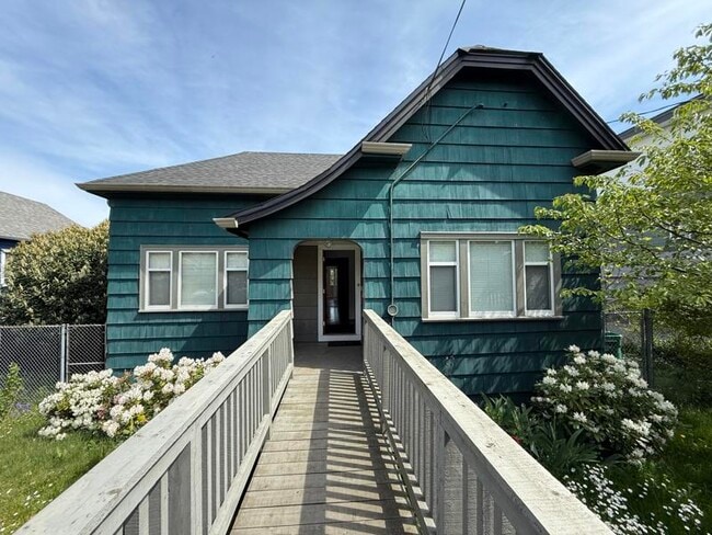property at 249 Victoria Rd
