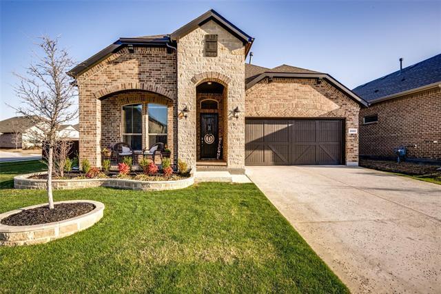 2000 St Andrew's Wy in Argyle, TX - Building Photo
