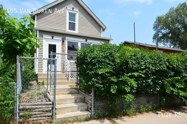 405 Van Buren Ave in St. Paul, MN - Building Photo - Building Photo