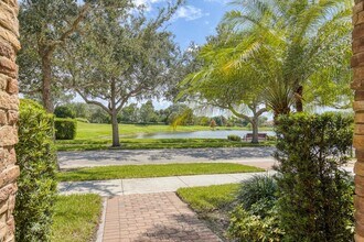 9980 SW Cicero Ln in Port St. Lucie, FL - Building Photo - Building Photo