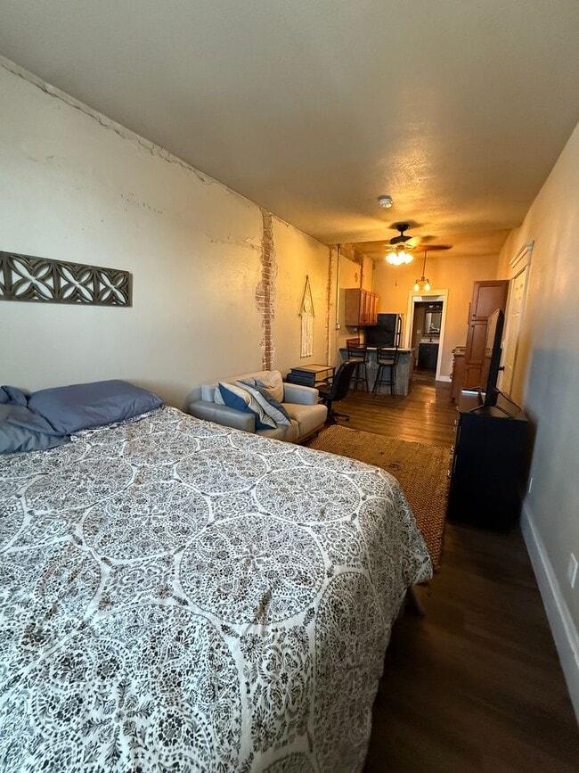 property at 1117 Superior Ave