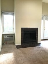 614 Elliott St NE, Unit 2D in Washington, DC - Foto de edificio - Building Photo