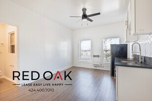 744 Beacon Ave in Los Angeles, CA - Building Photo