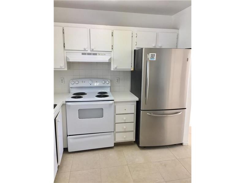 805 W Oakland Park Blvd in Wilton Manors, FL - Building Photo
