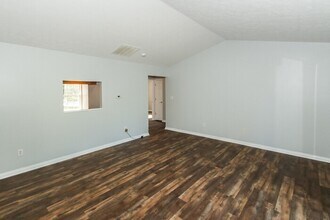 2362 Munn Cir in Indianapolis, IN - Building Photo - Building Photo