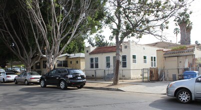 1251-1255 West Blvd in Los Angeles, CA - Foto de edificio - Building Photo