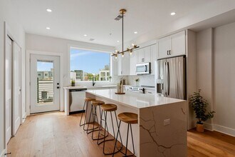 1140 17th St NE in Washington, DC - Building Photo - Building Photo
