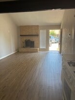 1306 Westcott Dr in Round Rock, TX - Building Photo