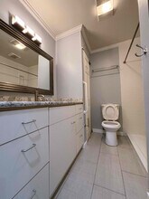 915 6th Ave N in Seattle, WA - Foto de edificio - Building Photo