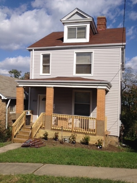 803 Gallion Ave in Pittsburgh, PA - Foto de edificio