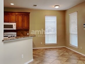 2718 Lakecrest Way Dr in Katy, TX - Building Photo - Building Photo