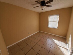 837 Del Prado Dr in Kissimmee, FL - Building Photo - Building Photo