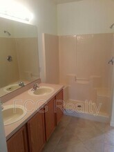 325 Marquee Dr in Kissimmee, FL - Building Photo - Building Photo