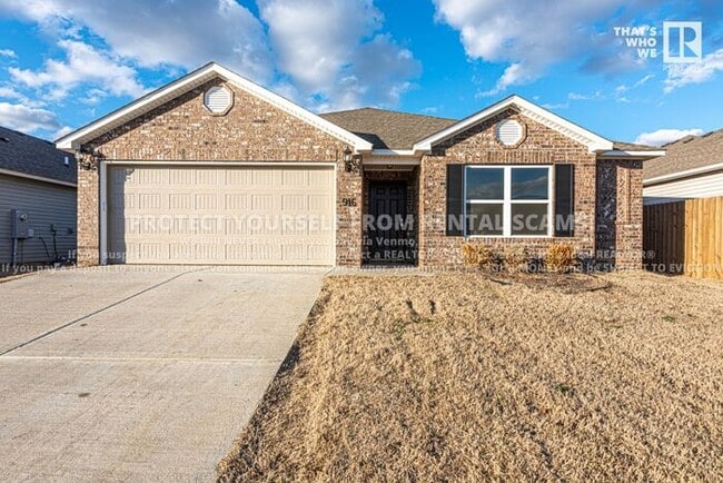 property at 916 E Bunting St
