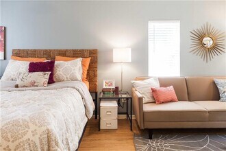 4209 Avenue B in Austin, TX - Foto de edificio - Building Photo