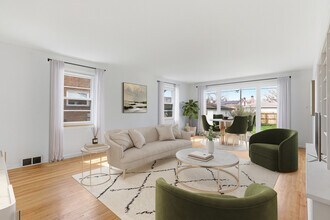 8144 N Kildare Ave in Skokie, IL - Building Photo - Building Photo