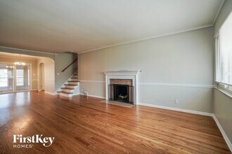 2610 Wellesley Rd in Columbus, OH - Building Photo - Building Photo