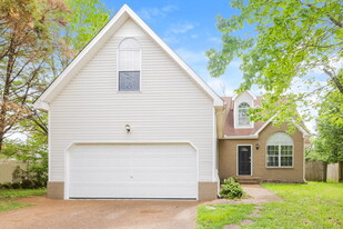 1505 Grovesnor Ct in Nashville, TN - Building Photo