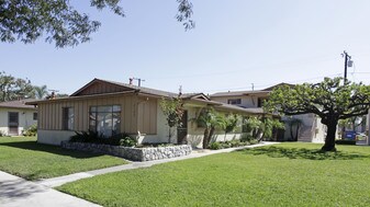 2122 W Juno Ave in Anaheim, CA - Building Photo
