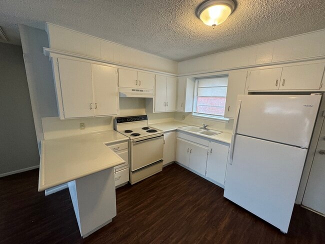 1913 41st St, Unit A in Lubbock, TX - Building Photo - Building Photo