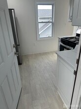 111 Bayview Dr-Unit -3 in Old Bridge, NJ - Building Photo - Building Photo