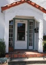 1521 Osos St in San Luis Obispo, CA - Foto de edificio - Building Photo