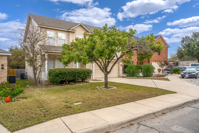 511 Shannon Rose in San Antonio, TX - Building Photo - Building Photo