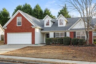 752 Fairmont Park Dr in Dacula, GA - Building Photo