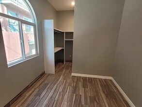 8983 State St, Unit B in South Gate, CA - Building Photo - Building Photo