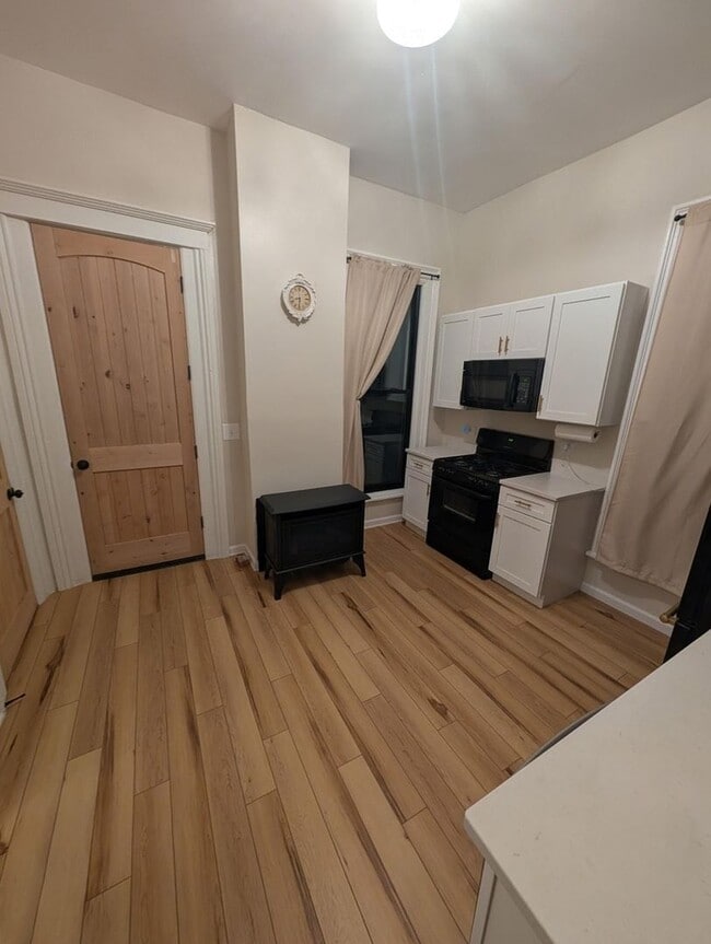 244 Virginia St in Buffalo, NY - Building Photo - Building Photo