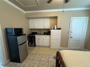 1837 22nd Ave, Unit B in Vero Beach, FL - Building Photo - Building Photo
