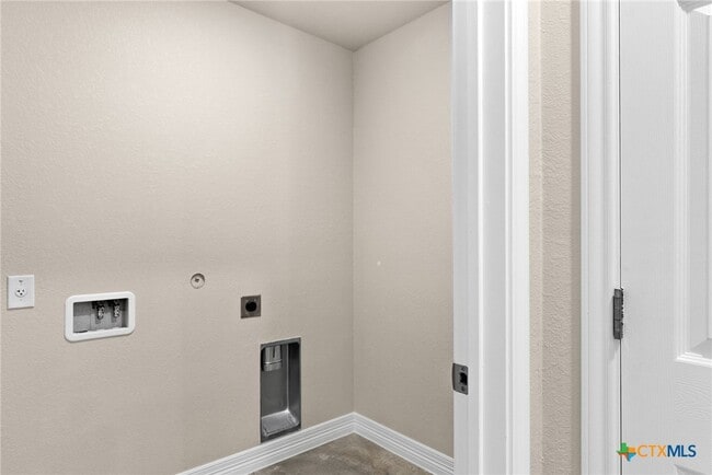 property at 803 Meadow Cir