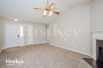 6165 Pembroke Dr in Rex, GA - Building Photo - Building Photo