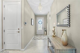 2077 Hamlin St in Naples, FL - Building Photo - Building Photo