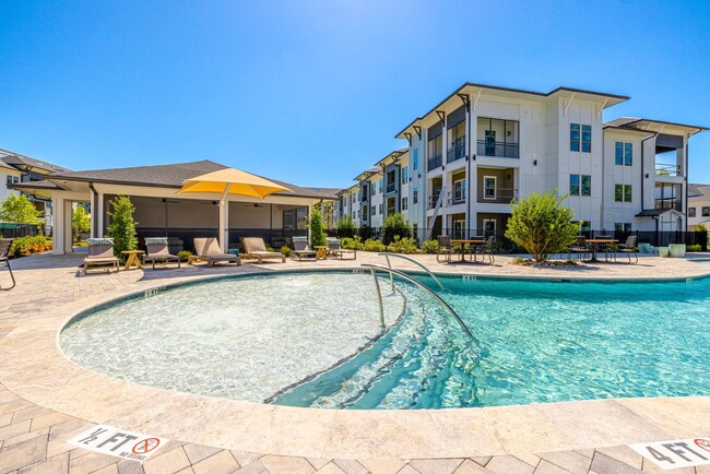 Botanic Apartments in Pooler, GA - Building Photo - Building Photo