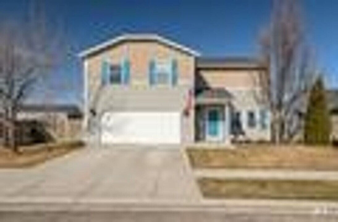 9690 W Touchstone Dr in Boise, ID - Building Photo