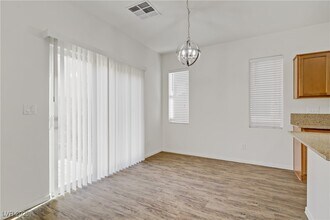 9535 Stills Way in Las Vegas, NV - Building Photo - Building Photo