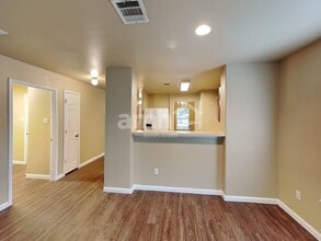 3723 Holden Ct in Round Rock, TX - Foto de edificio - Building Photo