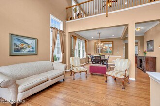 17 Trumbull Ct in Jackson Township, NJ - Foto de edificio - Building Photo